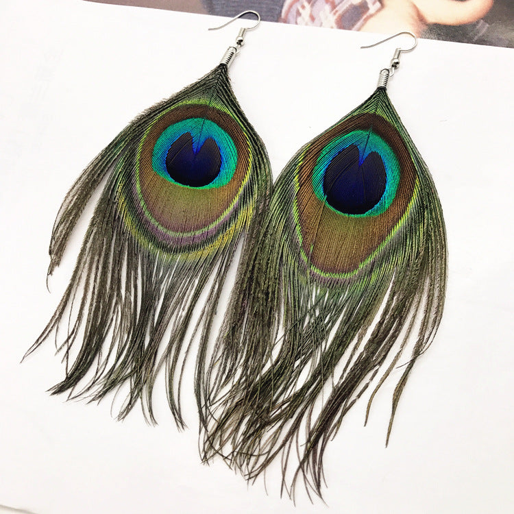 Gift-ready packaging for peacock feather earrings 1