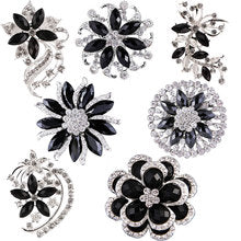 Fashionable autumn accessory image 9