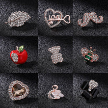 Fashionable autumn accessory image 9
