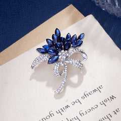 Stylish floral brooch for women