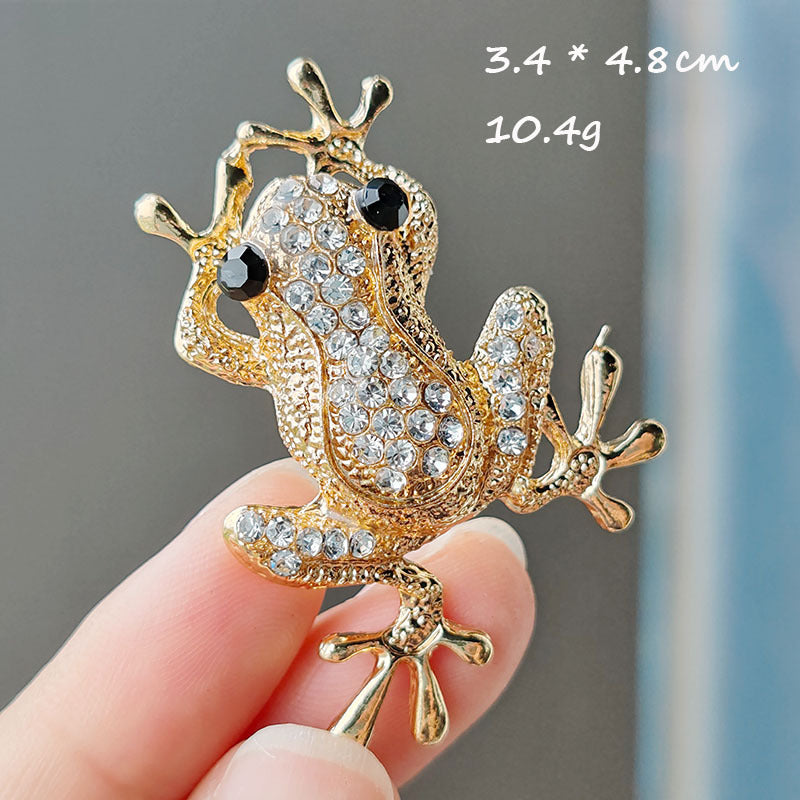 Charming Frog Brooch close-up view