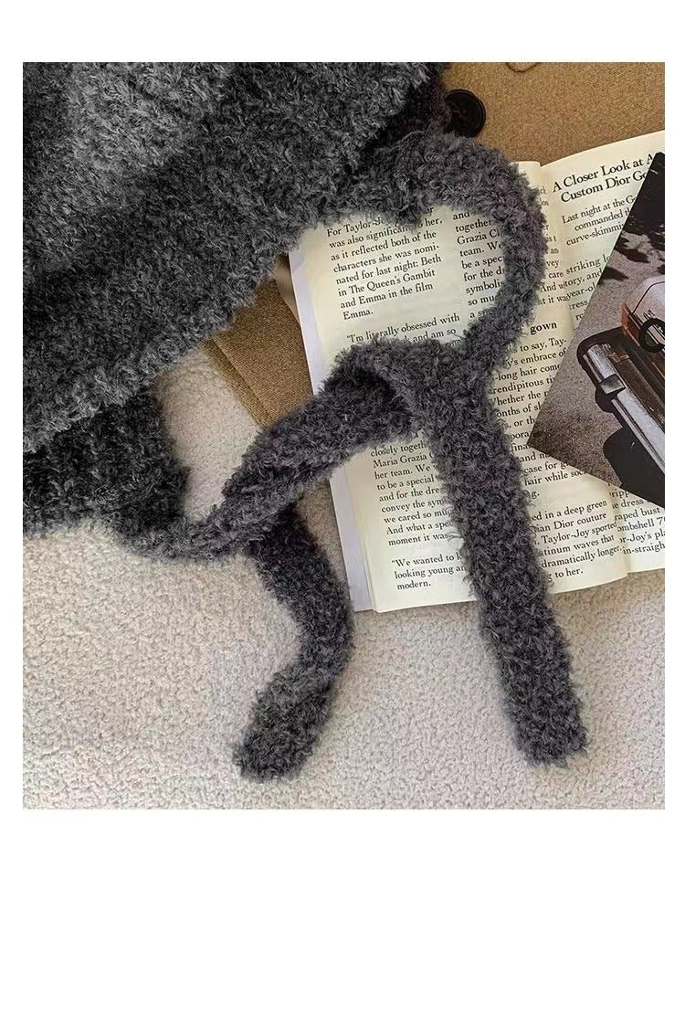 Fashionable winter hat in various colours