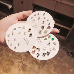 Close-up of fox earrings and their details