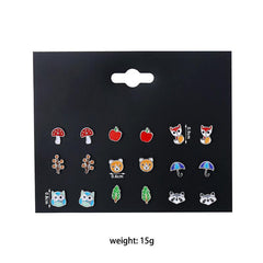 Daisy earrings set to complement colourful outfits