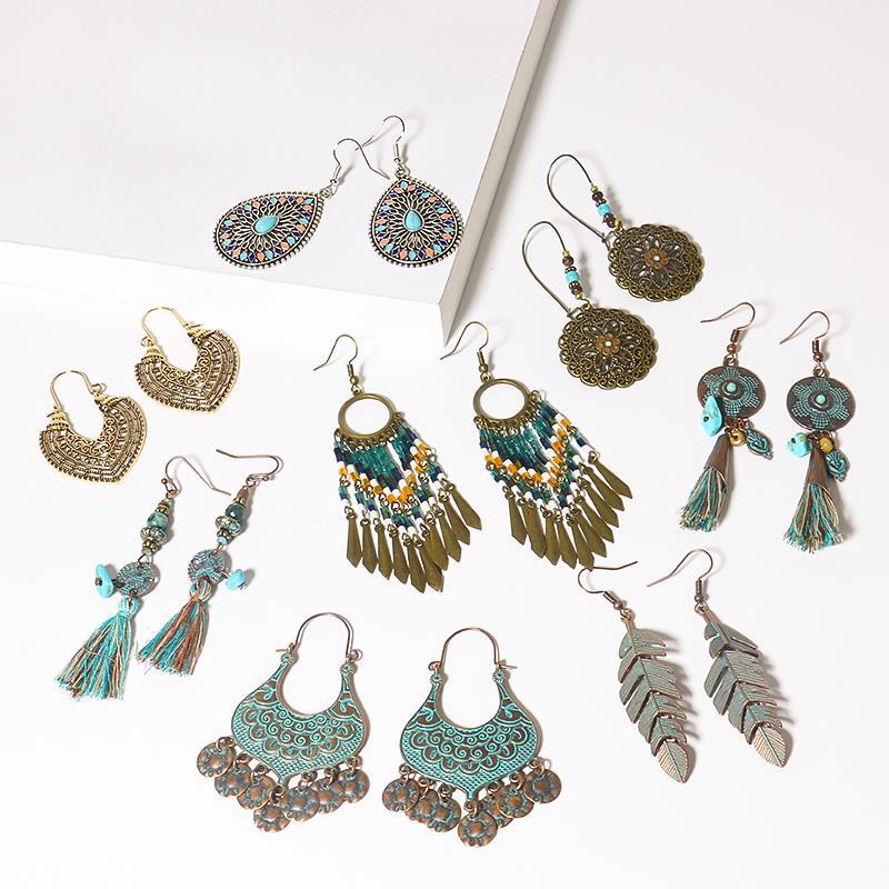 Elegant Fashion Presentation of Tassel Earrings image 3