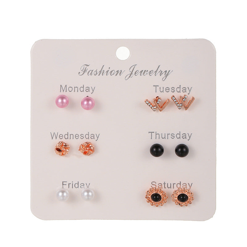 Stylish Korean Autumn Winter Pearl Bow Earrings Set - Image 4