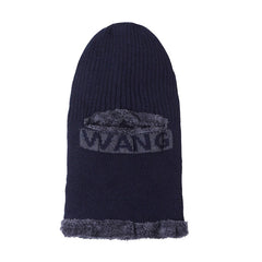 Men's cycling beanie in a casual setting