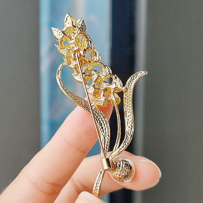 Elegant Crystal Wheat Ears Brooch