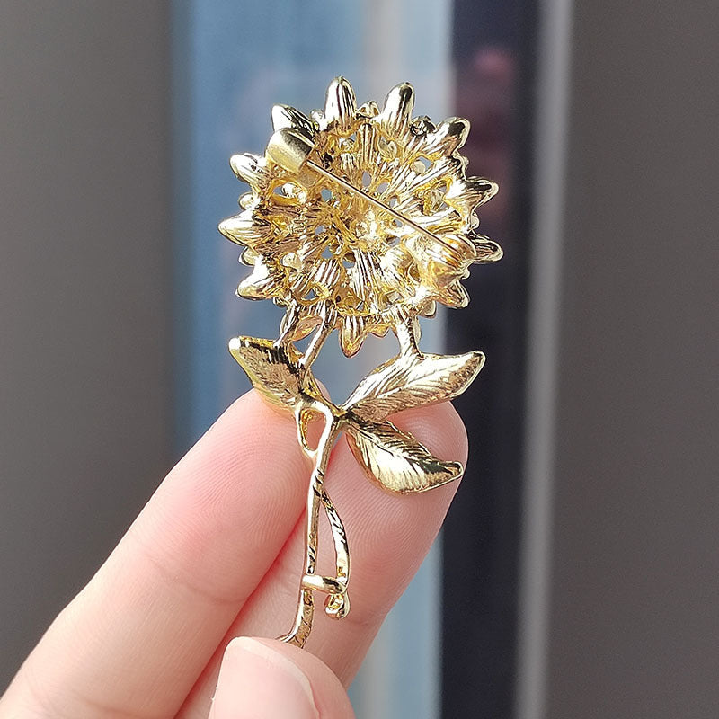 Close-up Image of Crystal Wheat Ears Brooch