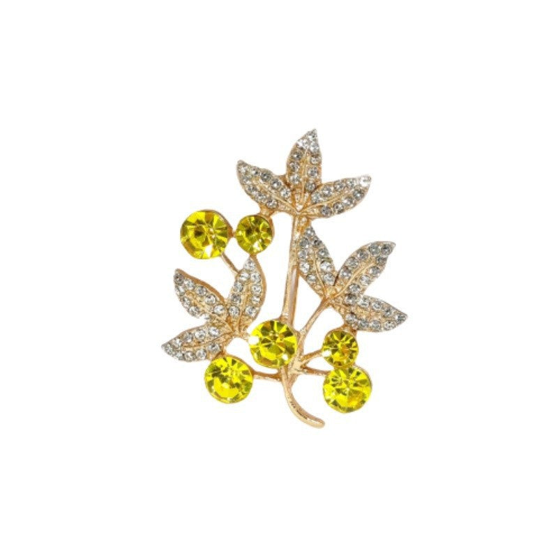 2024 Women's Floral Brooch - Elegant fashion accessory