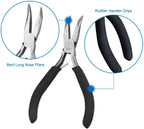 Close-up of lobster clasps in jewelry kit image 3