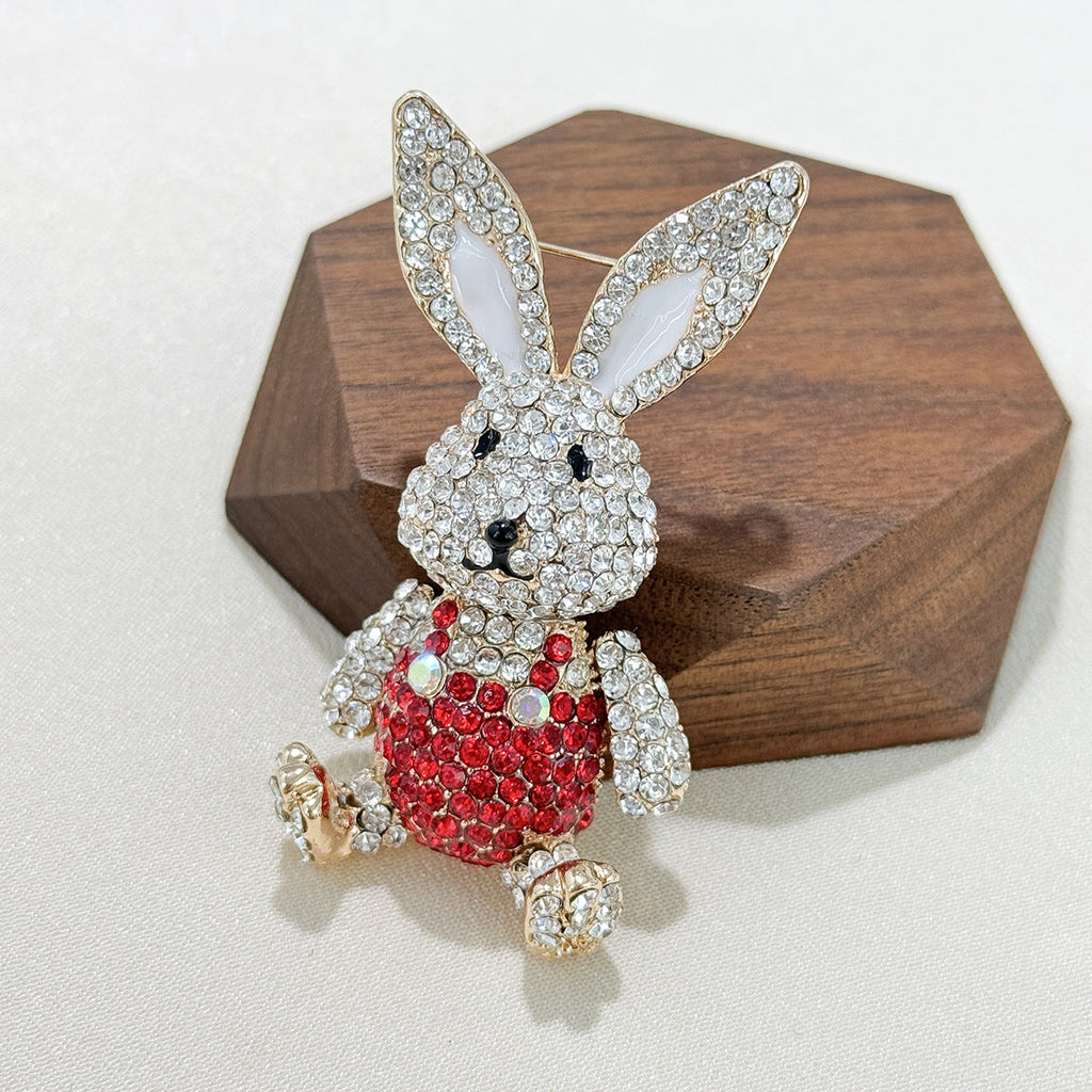 Cute metal bunny brooch side angle